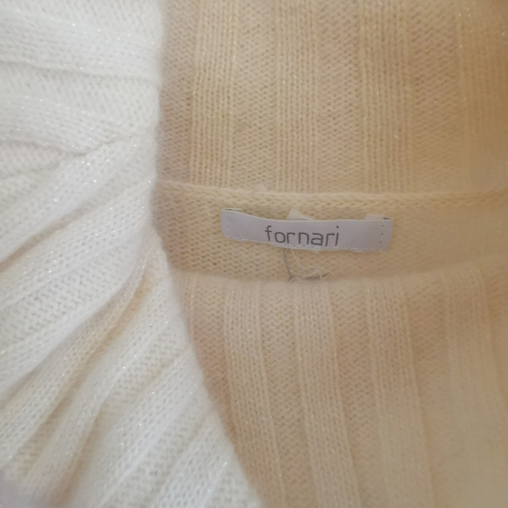 Sweater - Picture 4 of 6